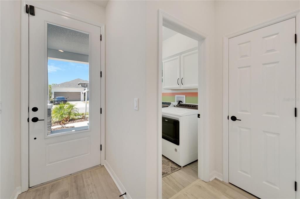 For Sale: $475,000 (3 beds, 2 baths, 1740 Square Feet)