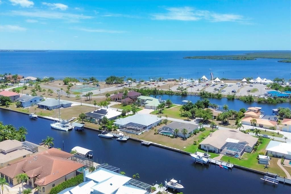 Active With Contract: $599,900 (3 beds, 2 baths, 1926 Square Feet)