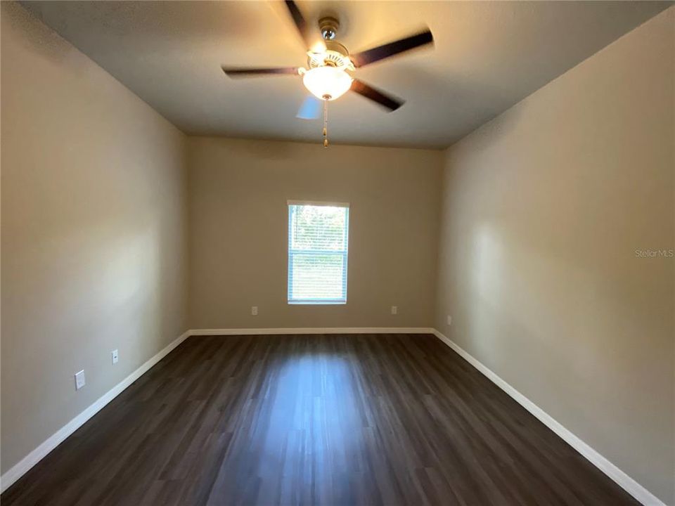 For Rent: $1,995 (3 beds, 2 baths, 1600 Square Feet)