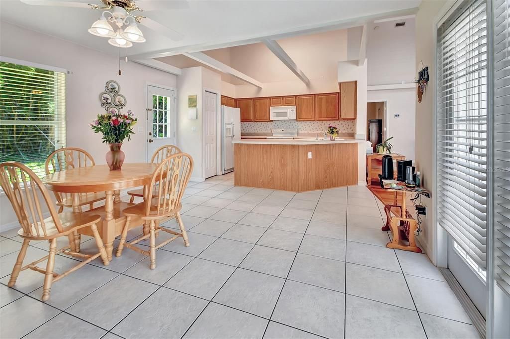 Kitchen & Dinning view