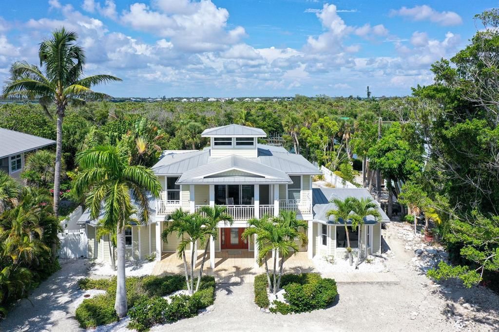 For Sale: $2,900,000 (3 beds, 2 baths, 2609 Square Feet)