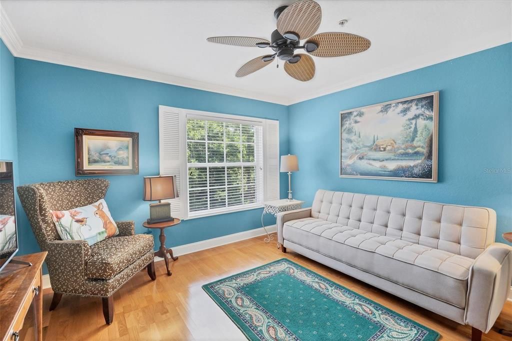 gUest Bedroom, hardwood floors, ceiling fan, closet