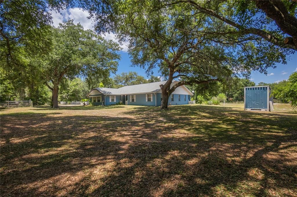 For Sale: $395,000 (3 beds, 2 baths, 3318 Square Feet)