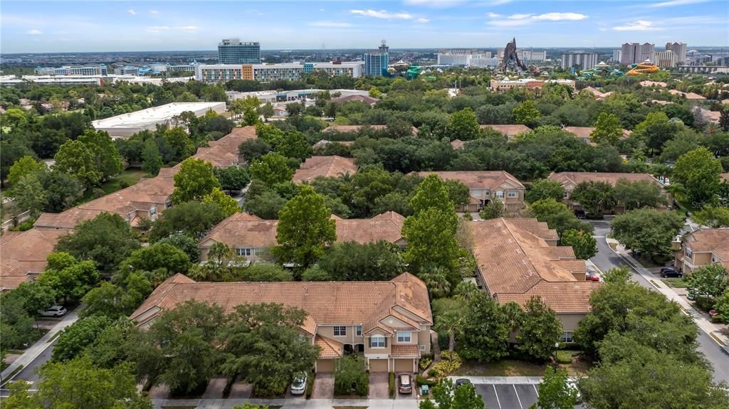 Active With Contract: $420,000 (3 beds, 2 baths, 1672 Square Feet)