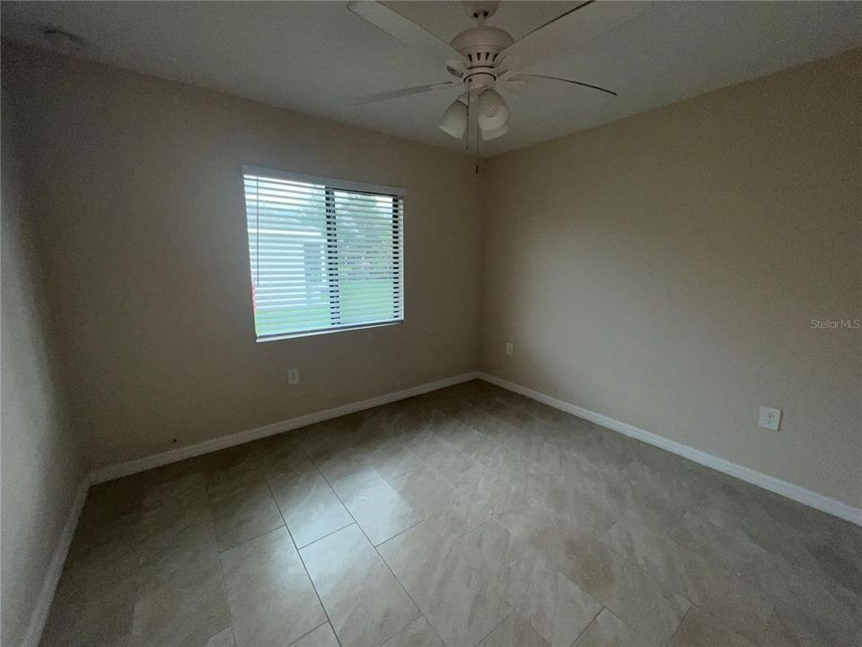 For Rent: $2,150 (3 beds, 2 baths, 1600 Square Feet)