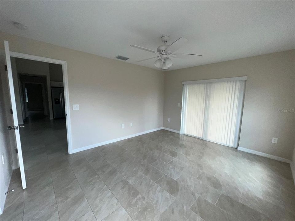 For Rent: $2,150 (3 beds, 2 baths, 1600 Square Feet)