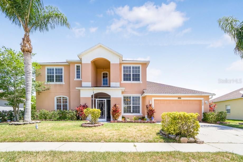 Recently Sold: $448,000 (5 beds, 3 baths, 2800 Square Feet)