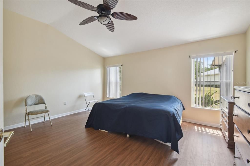 Active With Contract: $279,900 (2 beds, 2 baths, 1822 Square Feet)