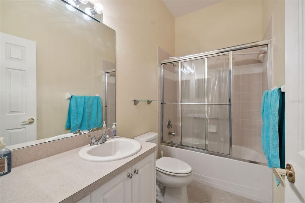 Active With Contract: $279,900 (2 beds, 2 baths, 1822 Square Feet)