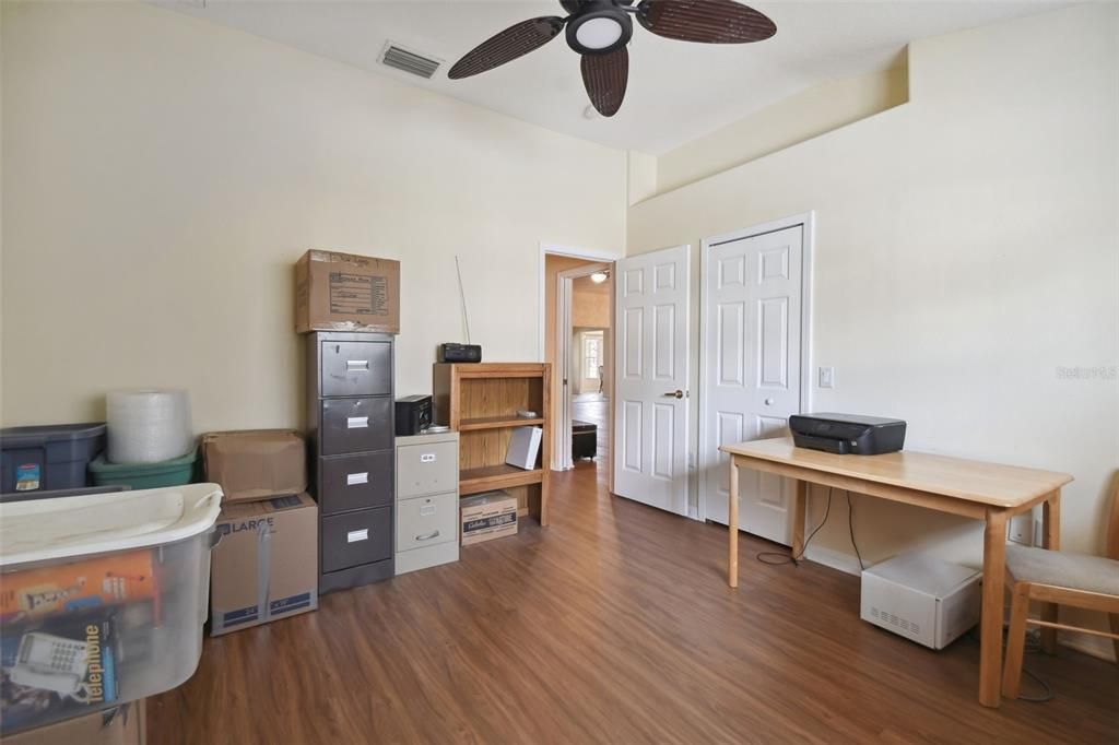 Active With Contract: $279,900 (2 beds, 2 baths, 1822 Square Feet)