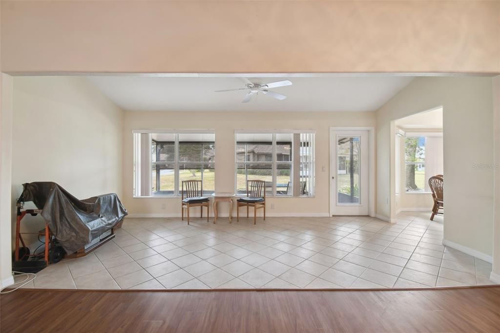 Active With Contract: $279,900 (2 beds, 2 baths, 1822 Square Feet)