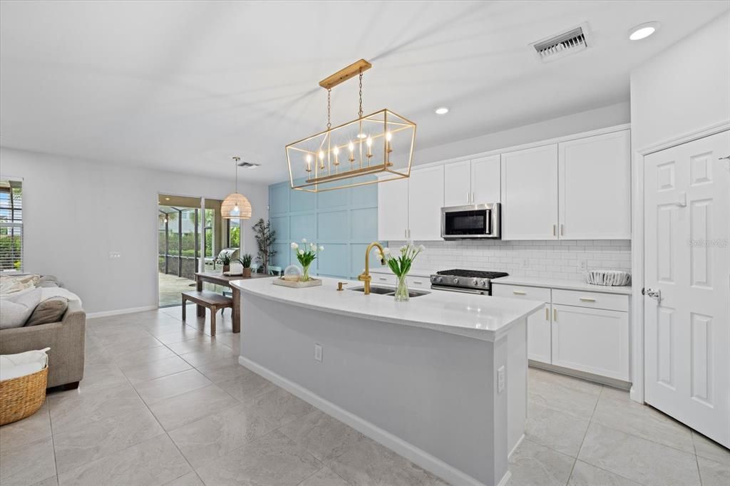 Active With Contract: $989,000 (4 beds, 2 baths, 2859 Square Feet)