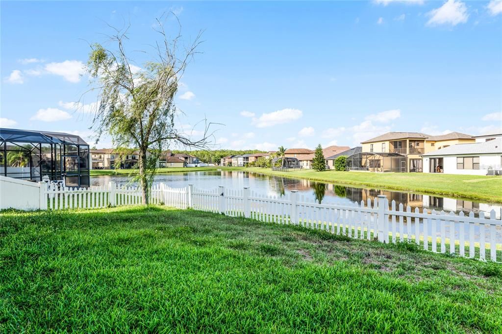 Active With Contract: $450,000 (4 beds, 2 baths, 2756 Square Feet)