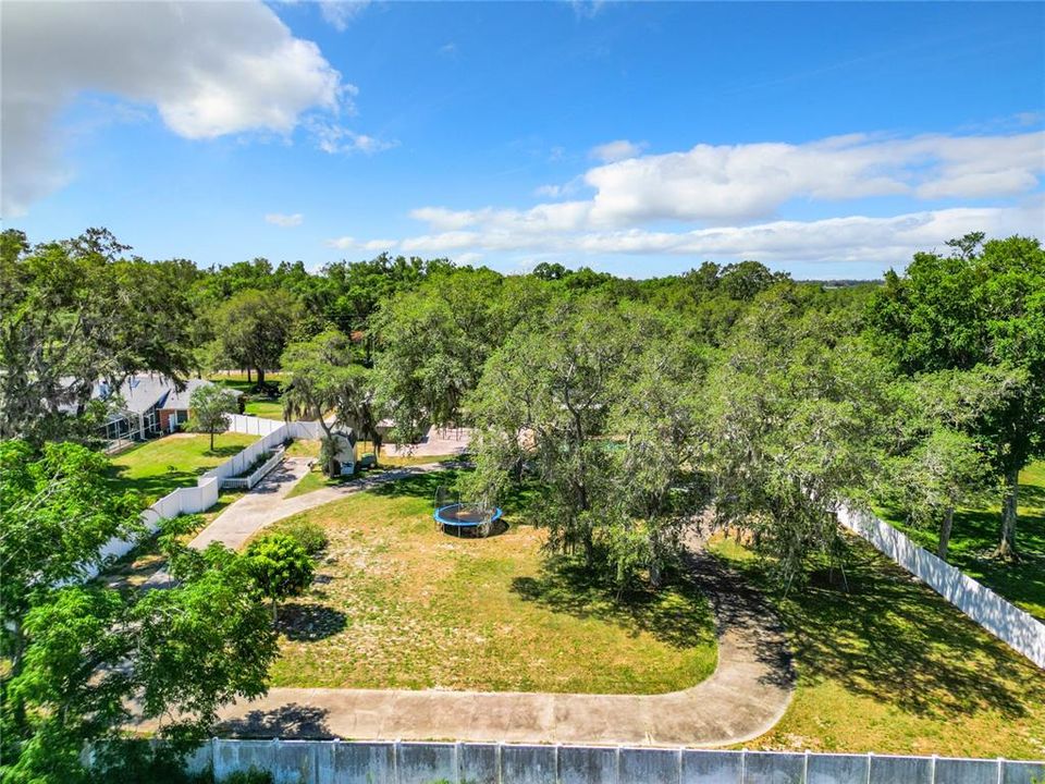 For Sale: $850,000 (3 beds, 3 baths, 3564 Square Feet)