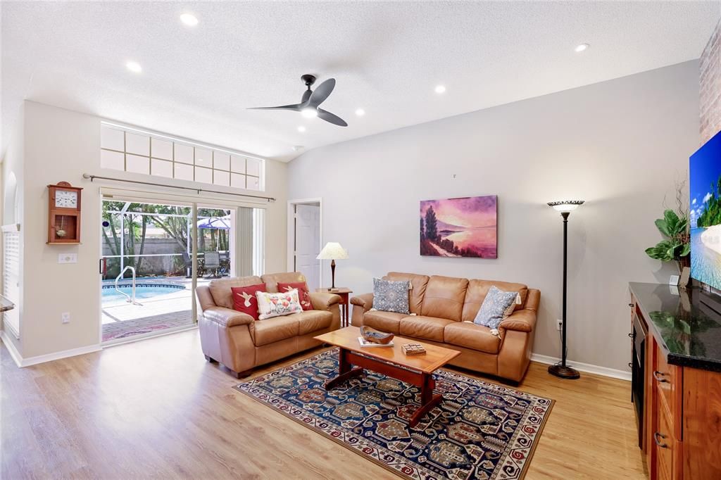Active With Contract: $550,000 (4 beds, 2 baths, 2173 Square Feet)