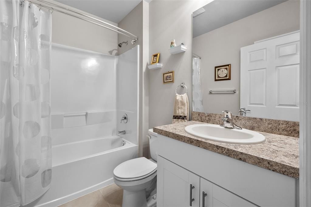 For Sale: $329,900 (3 beds, 2 baths, 1685 Square Feet)