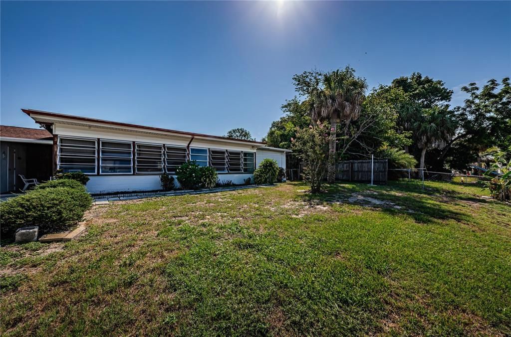 Active With Contract: $455,000 (3 beds, 2 baths, 1403 Square Feet)