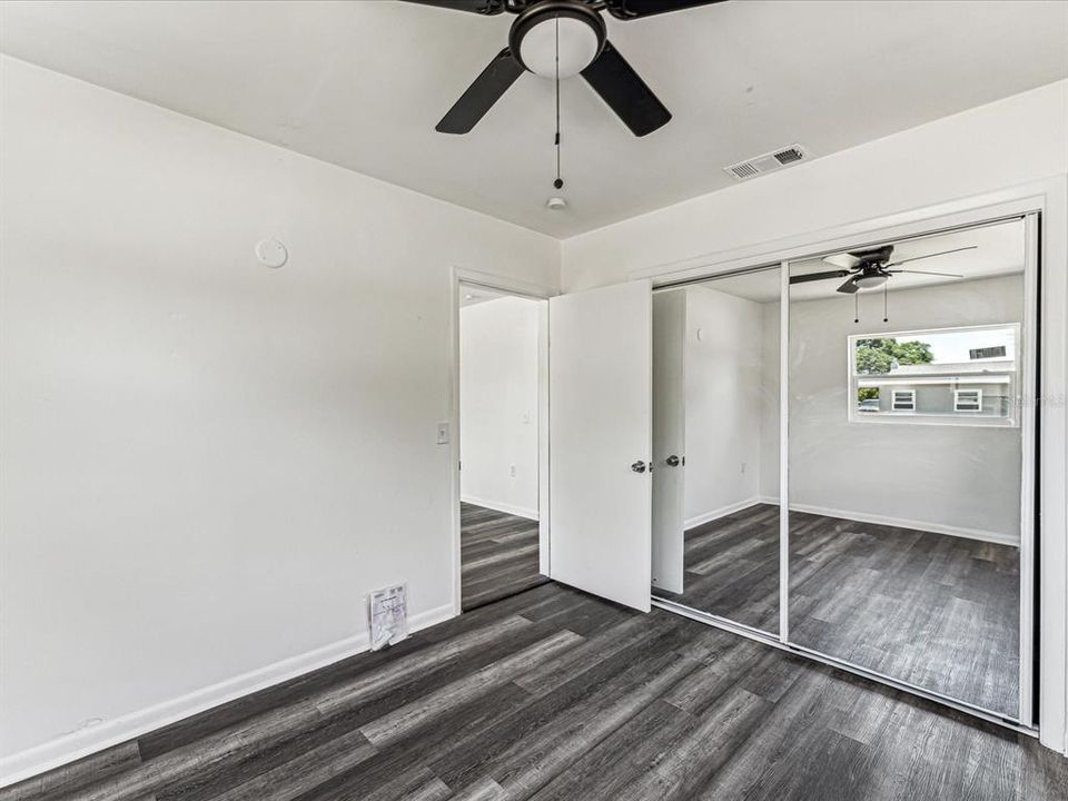 Active With Contract: $275,000 (3 beds, 2 baths, 1388 Square Feet)