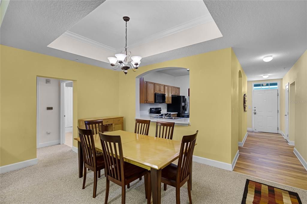 For Sale: $479,900 (3 beds, 2 baths, 1736 Square Feet)