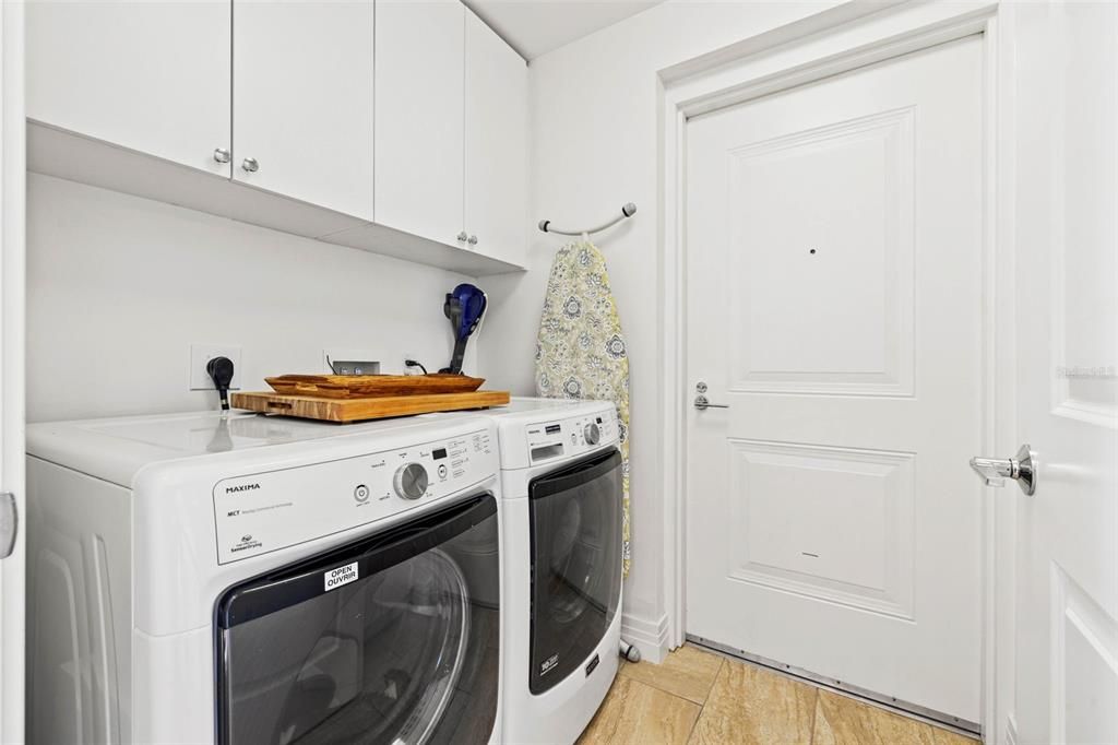 Indoor laundry room