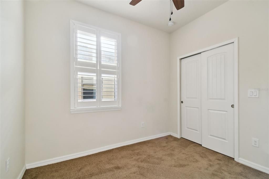 For Sale: $342,500 (3 beds, 2 baths, 1408 Square Feet)