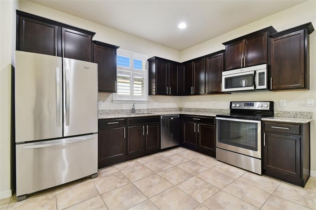 For Sale: $349,900 (3 beds, 2 baths, 1408 Square Feet)