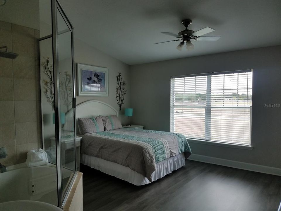 Primary Bedroom with in-suite jacuzzi