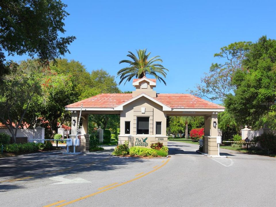 For Sale: $1,300,000 (3 beds, 2 baths, 2967 Square Feet)