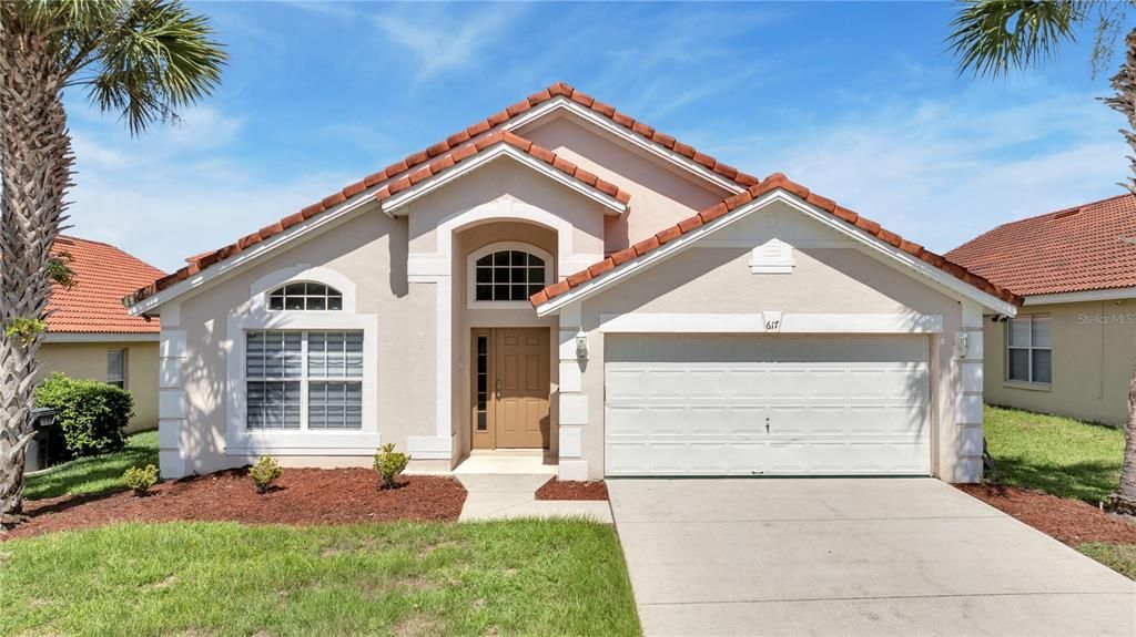 Recently Sold: $399,000 (4 beds, 3 baths, 1940 Square Feet)