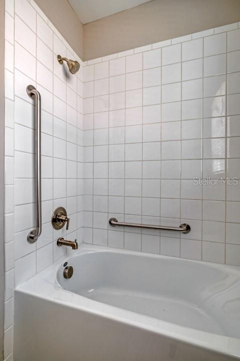 For Sale: $462,500 (2 beds, 2 baths, 1632 Square Feet)