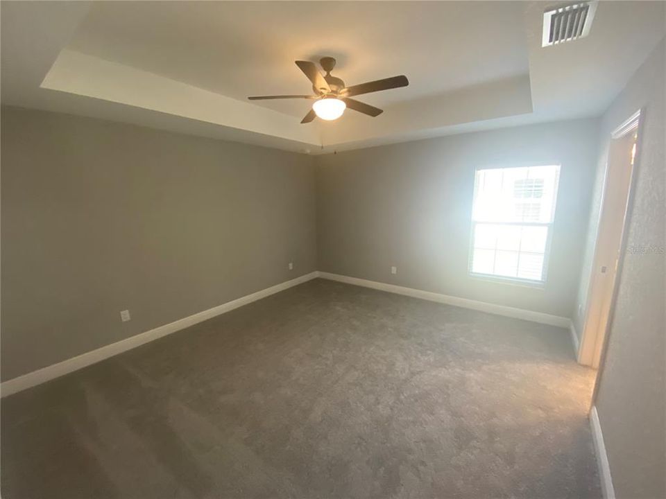 For Rent: $2,000 (3 beds, 2 baths, 1514 Square Feet)