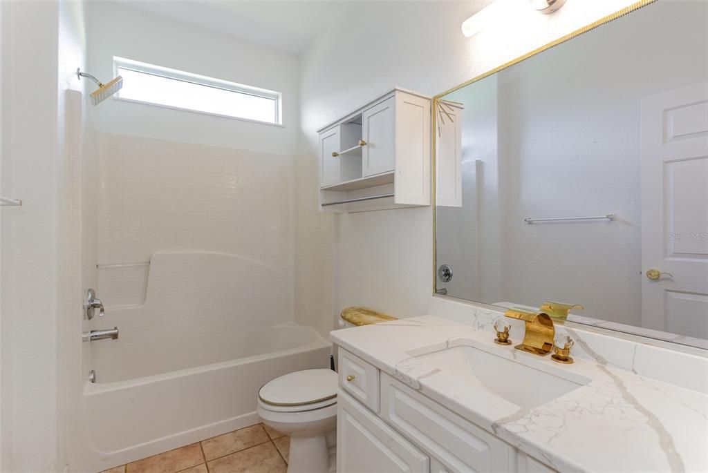 For Sale: $410,000 (2 beds, 2 baths, 1677 Square Feet)