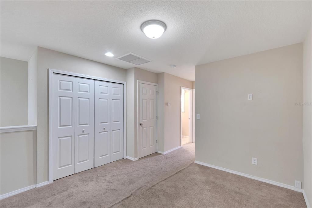 For Sale: $279,900 (2 beds, 2 baths, 1496 Square Feet)