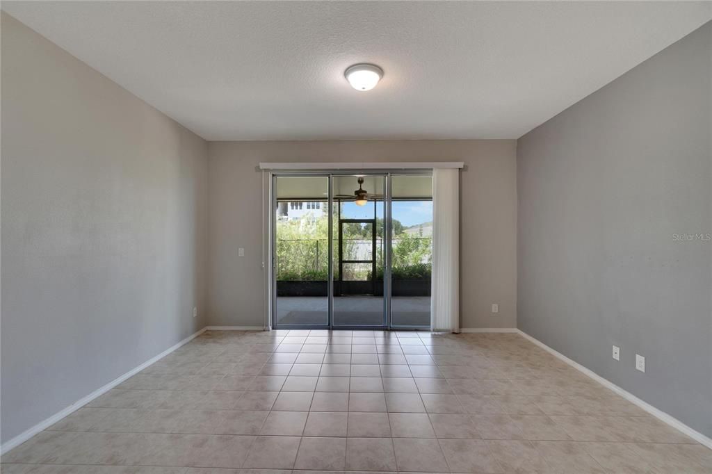 For Sale: $279,900 (2 beds, 2 baths, 1496 Square Feet)