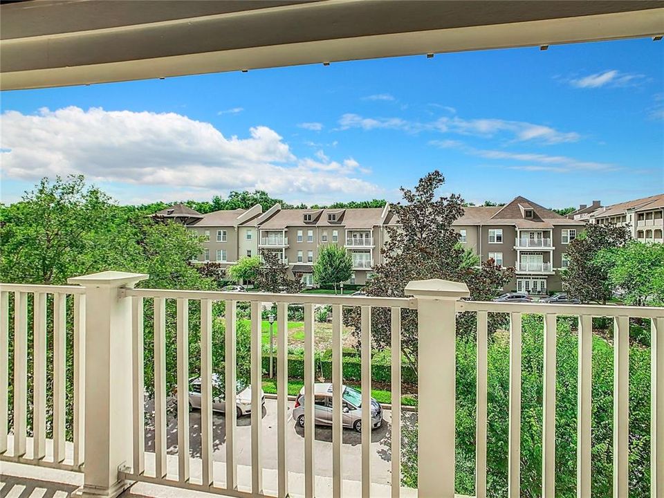 For Sale: $375,000 (2 beds, 2 baths, 1345 Square Feet)