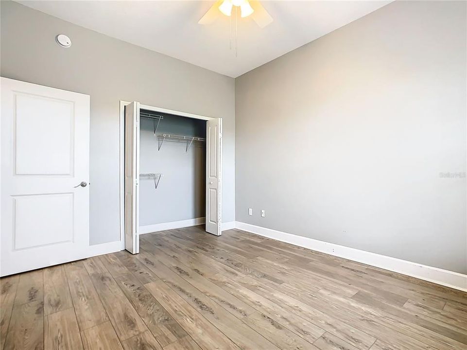 For Sale: $375,000 (2 beds, 2 baths, 1345 Square Feet)