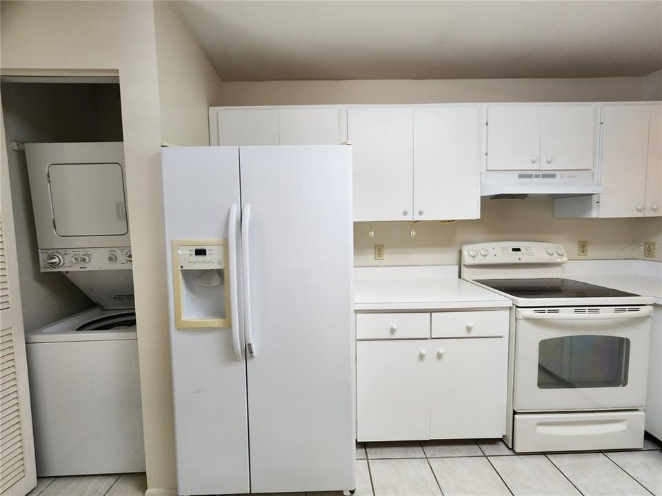 For Rent: $1,750 (2 beds, 2 baths, 1408 Square Feet)