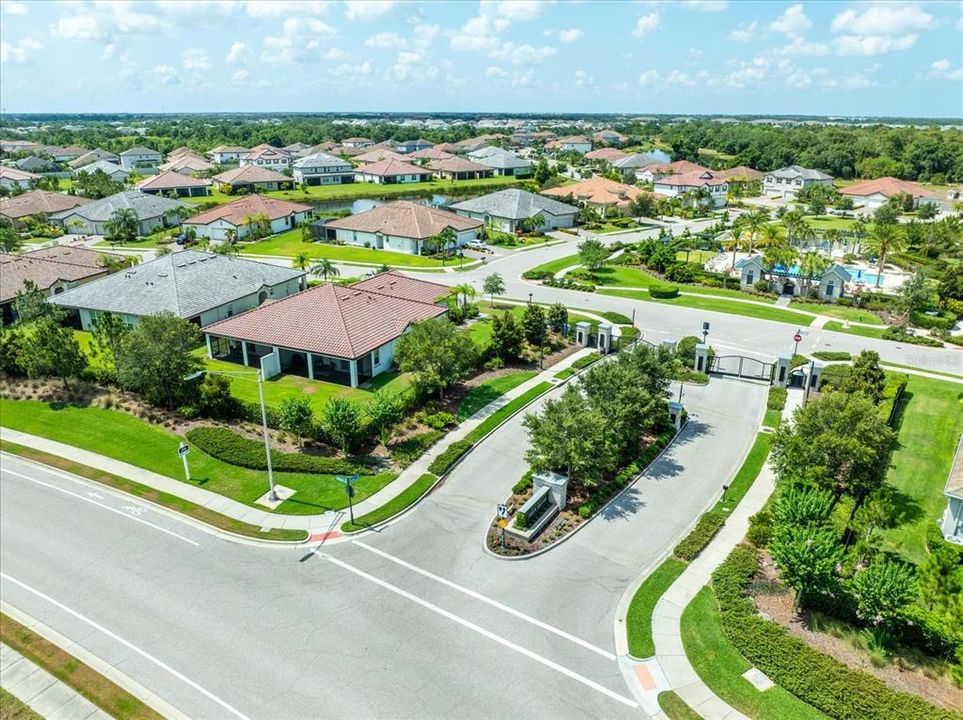 For Sale: $455,000 (3 beds, 2 baths, 1571 Square Feet)