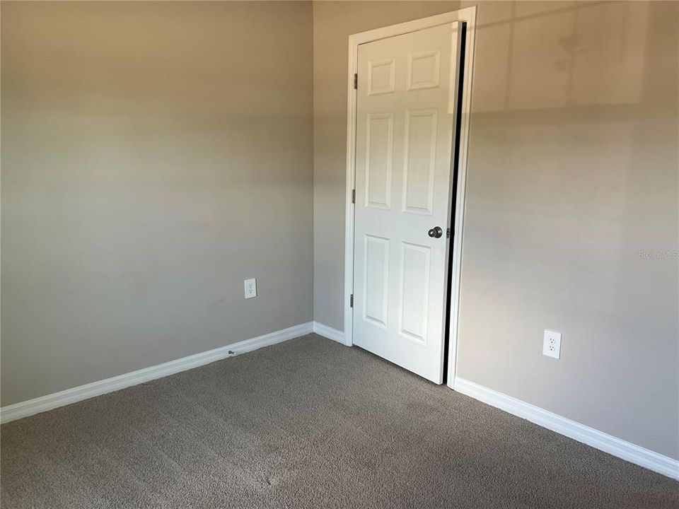 For Rent: $2,100 (3 beds, 2 baths, 1389 Square Feet)