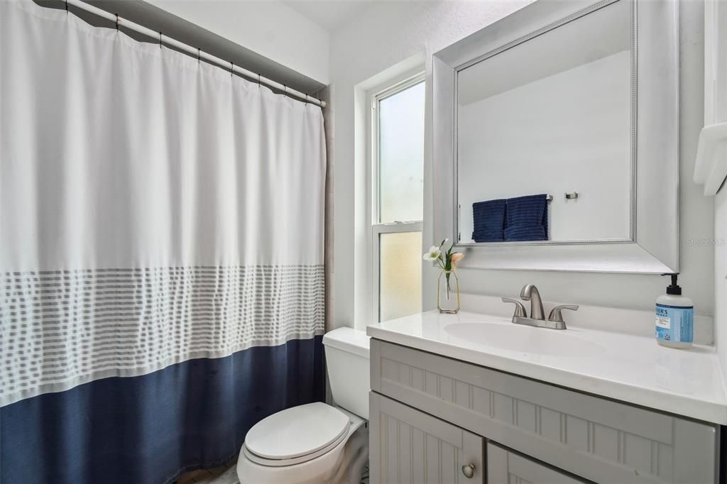 Active With Contract: $529,000 (3 beds, 2 baths, 1464 Square Feet)