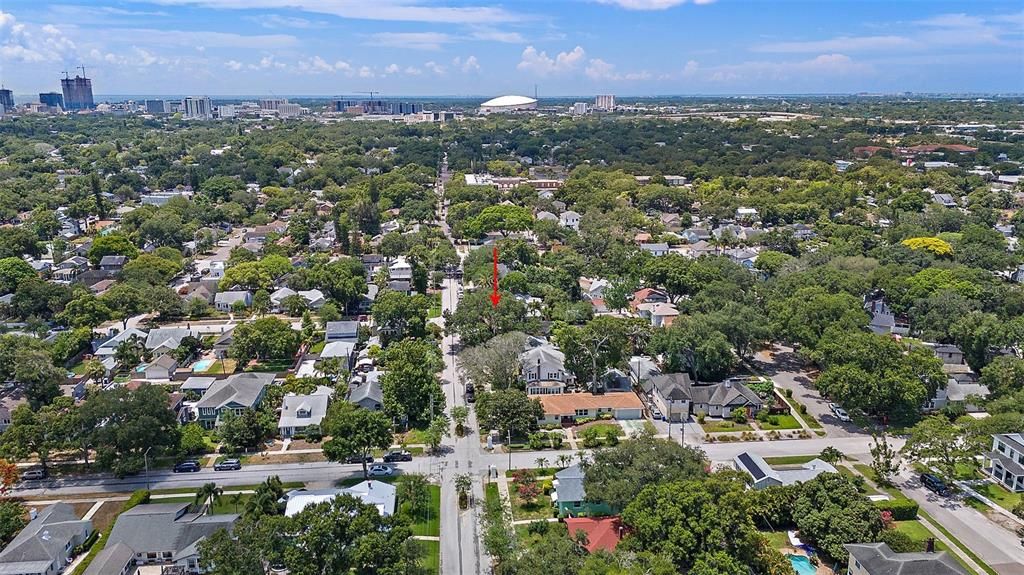 For Sale: $850,000 (4 beds, 2 baths, 2232 Square Feet)