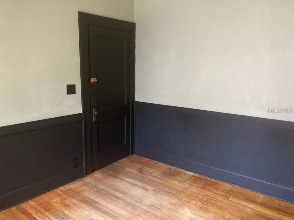 For Rent: $1,780 (2 beds, 1 baths, 1168 Square Feet)