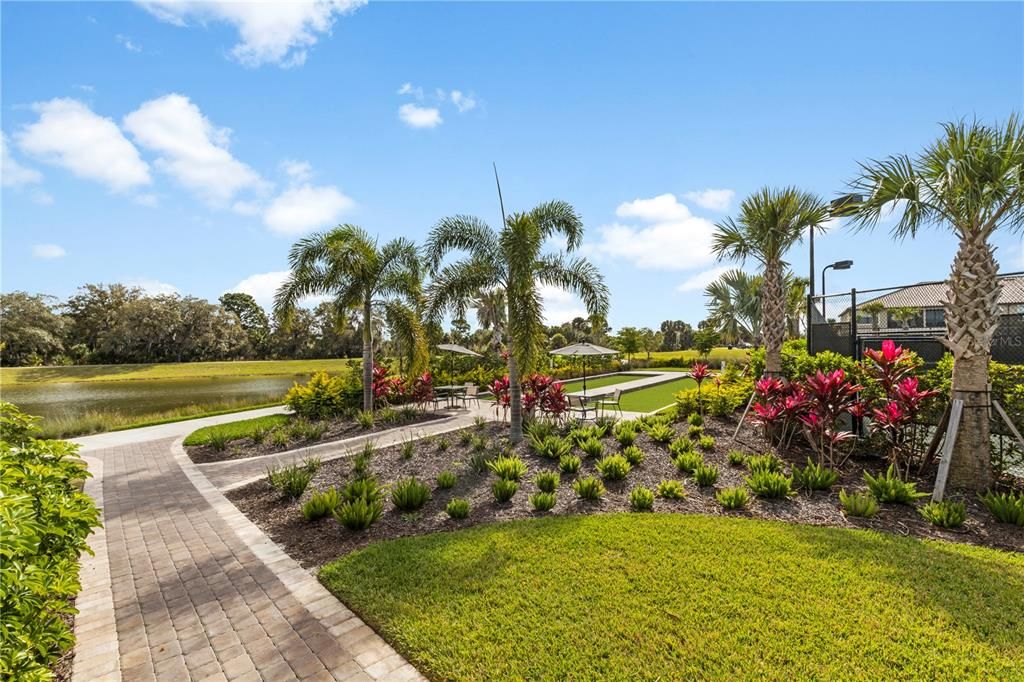 For Sale: $1,250,000 (3 beds, 3 baths, 2413 Square Feet)