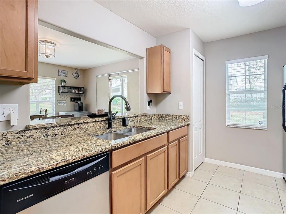 Active With Contract: $239,900 (3 beds, 2 baths, 1363 Square Feet)