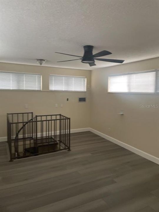 Active With Contract: $3,495 (3 beds, 2 baths, 1780 Square Feet)