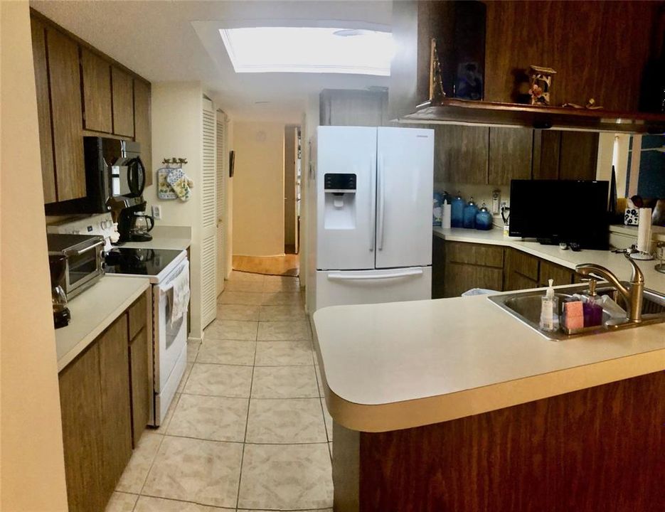 For Sale: $160,000 (2 beds, 2 baths, 1534 Square Feet)