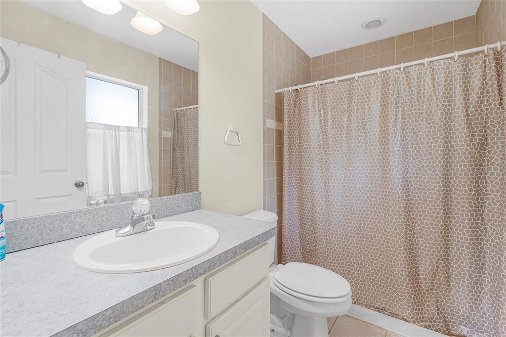 For Sale: $239,900 (2 beds, 2 baths, 1263 Square Feet)