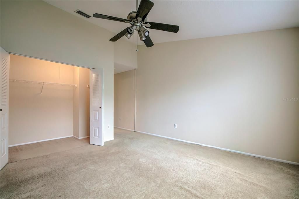 For Sale: $270,000 (2 beds, 2 baths, 1396 Square Feet)