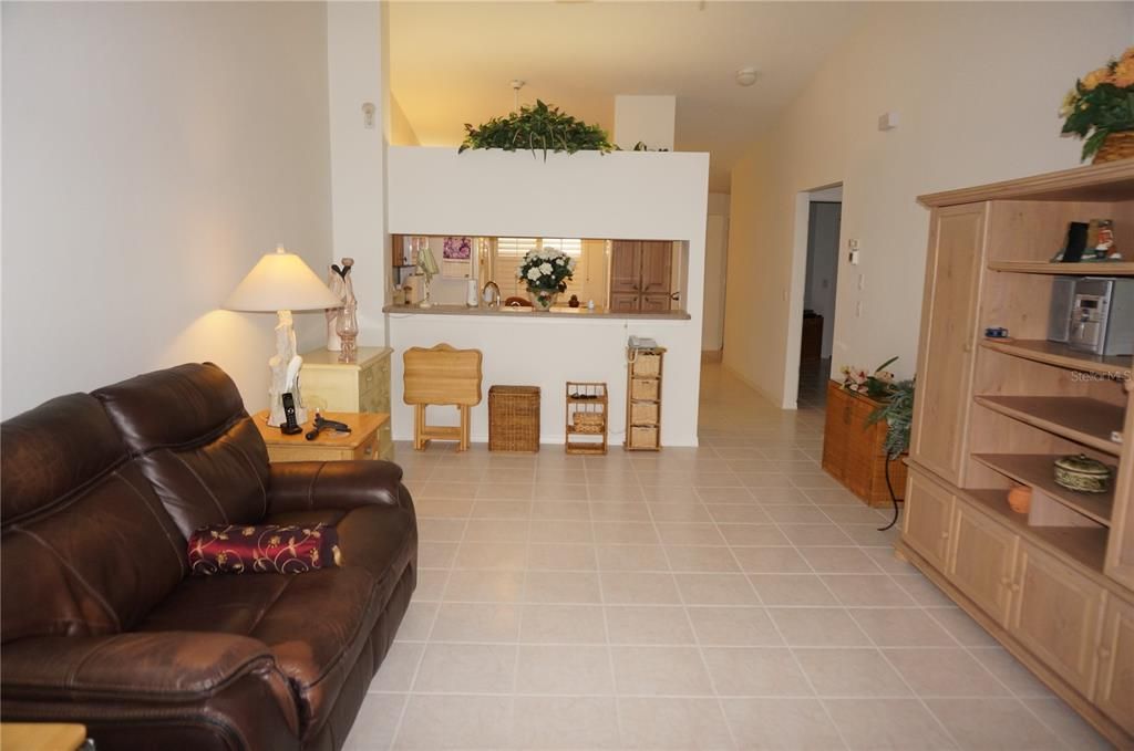 For Sale: $224,900 (3 beds, 2 baths, 1360 Square Feet)