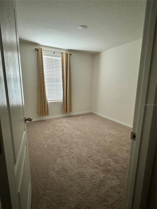 For Rent: $2,350 (3 beds, 2 baths, 1624 Square Feet)